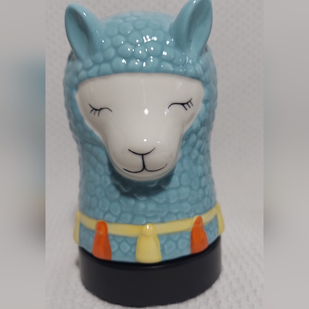 Airome Llama ultra sonic diffuser